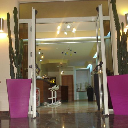 Hotel La Villa Corigliano Calabro Exteriör bild