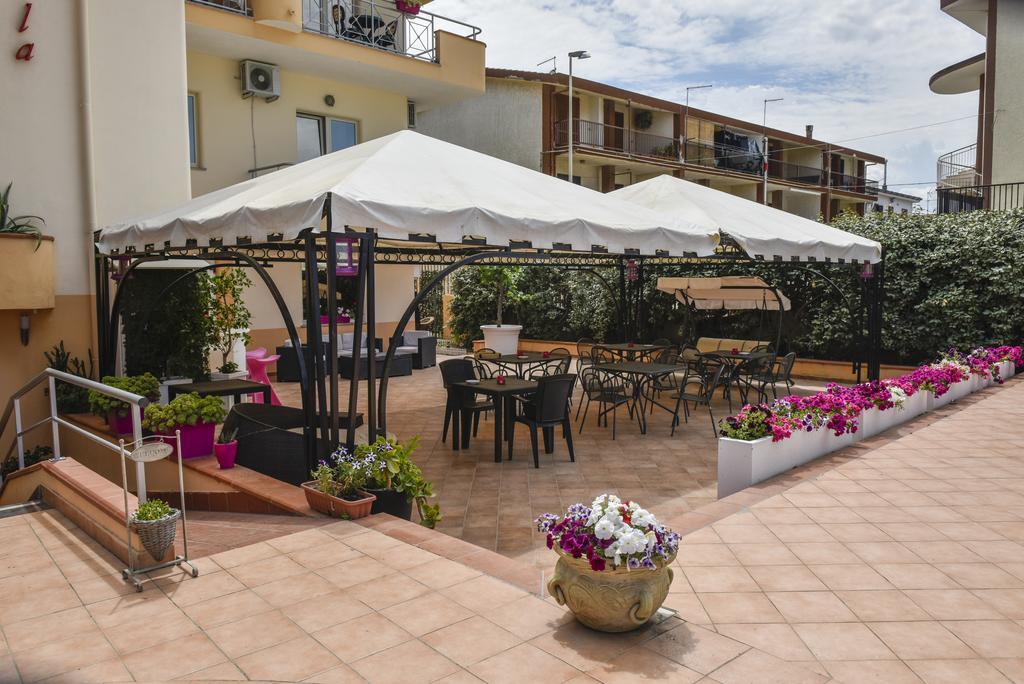 Hotel La Villa Corigliano Calabro Exteriör bild
